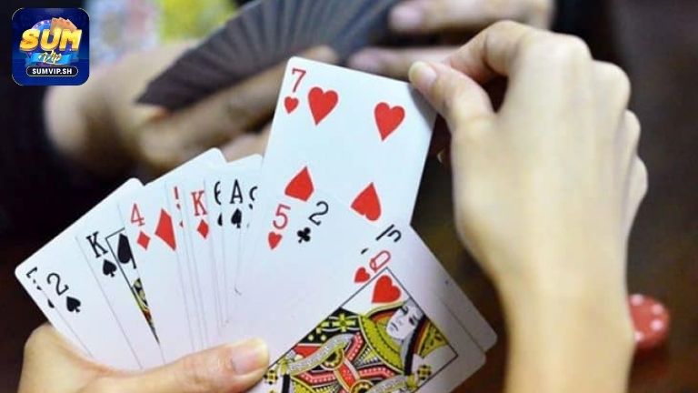 Mậu Binh Sumvip là gì